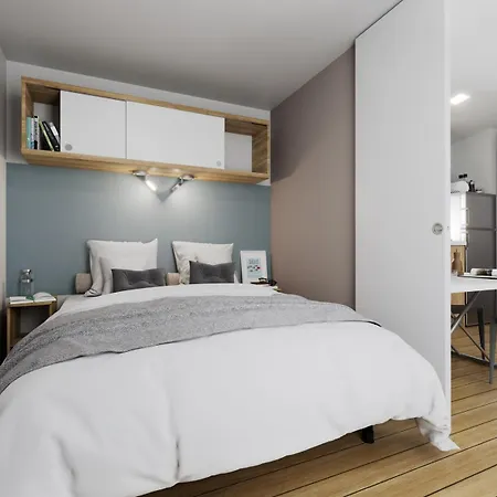 Kamp alanı Village *