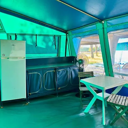 Campingplatz Village *